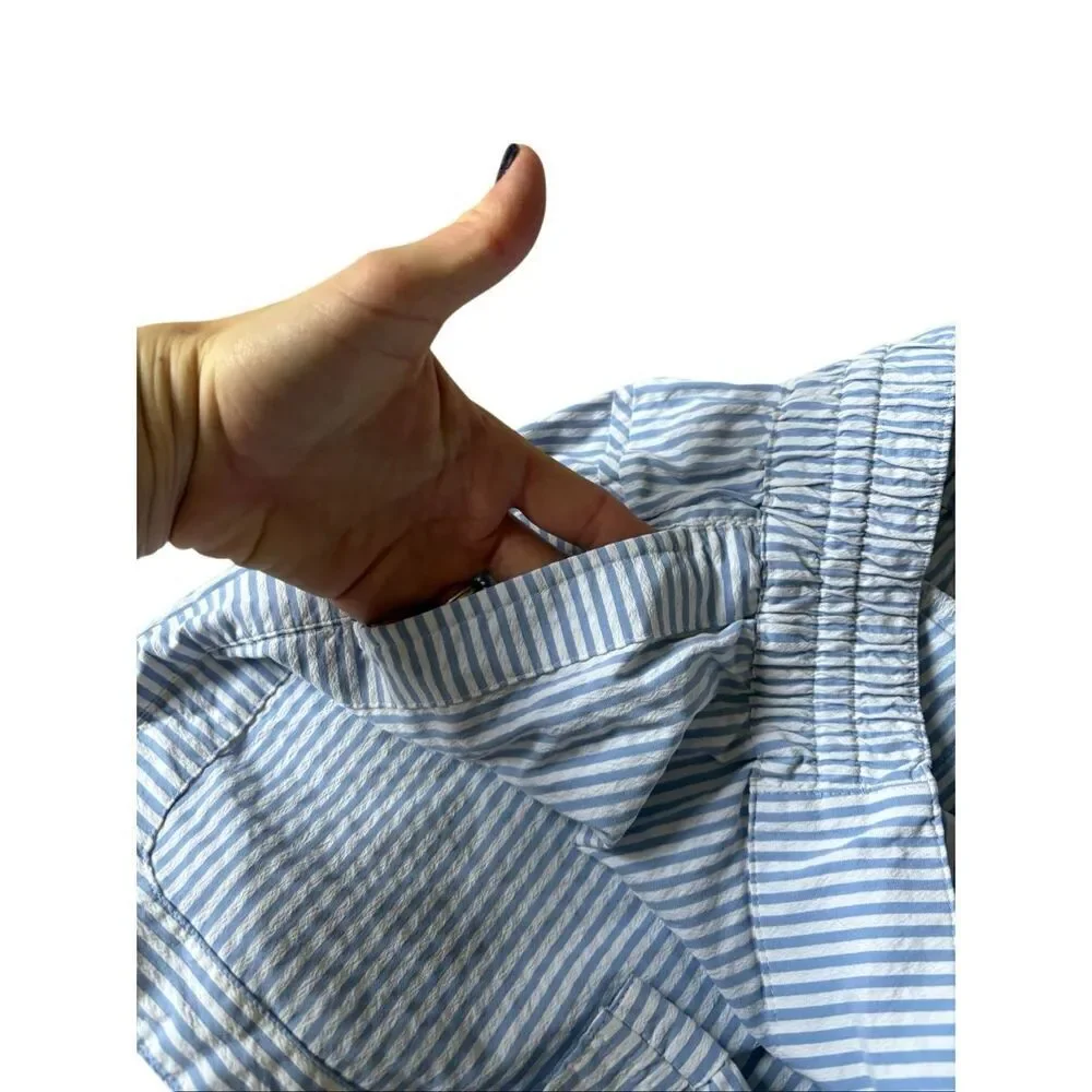 Vineyard Vines Harbor Seersucker Shorts size L Striped White Blue
